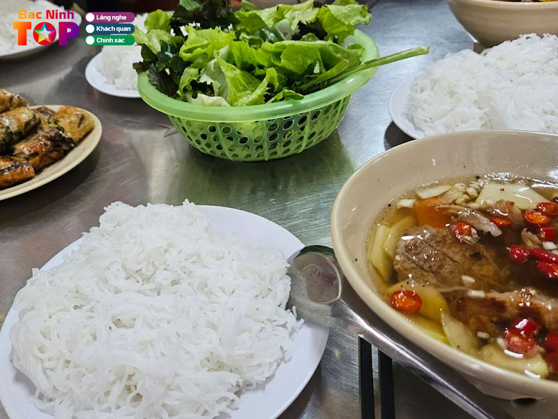 Bun-cha-ba-van-bacninhtoplist