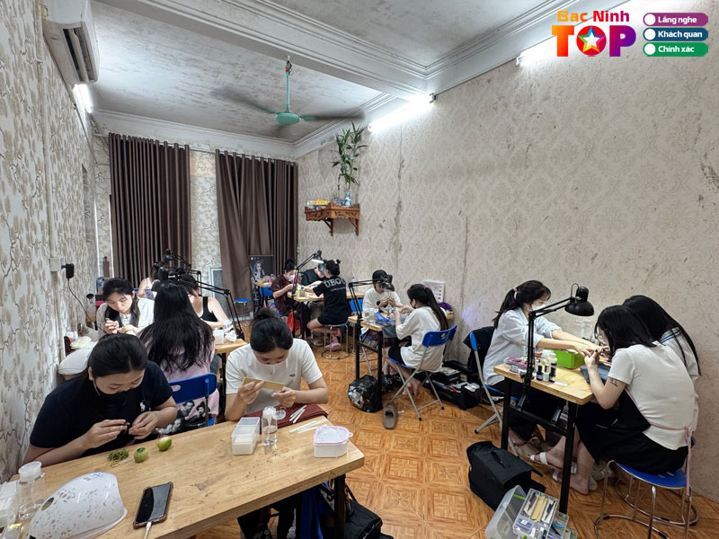 Cam-duyen-nails-beauty-academy-bacninhtoplist