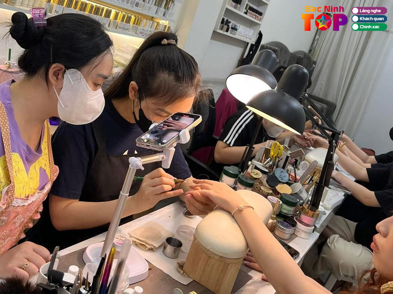 Celi-nail-bacninhtoplist