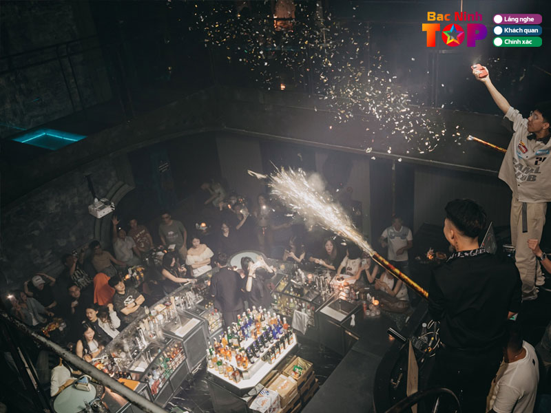 Ninety-mixology-bar-bacninhtoplist