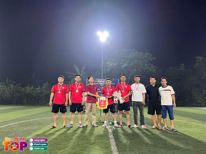 San-bong-299-trac-but-bacninhtoplist