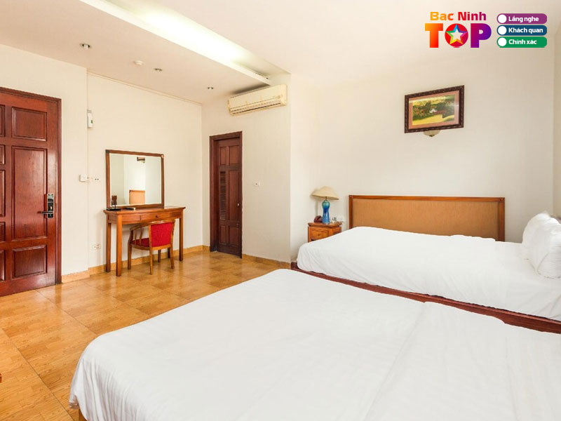 Spot-on-767-ruby-hotel-bacninhtoplist