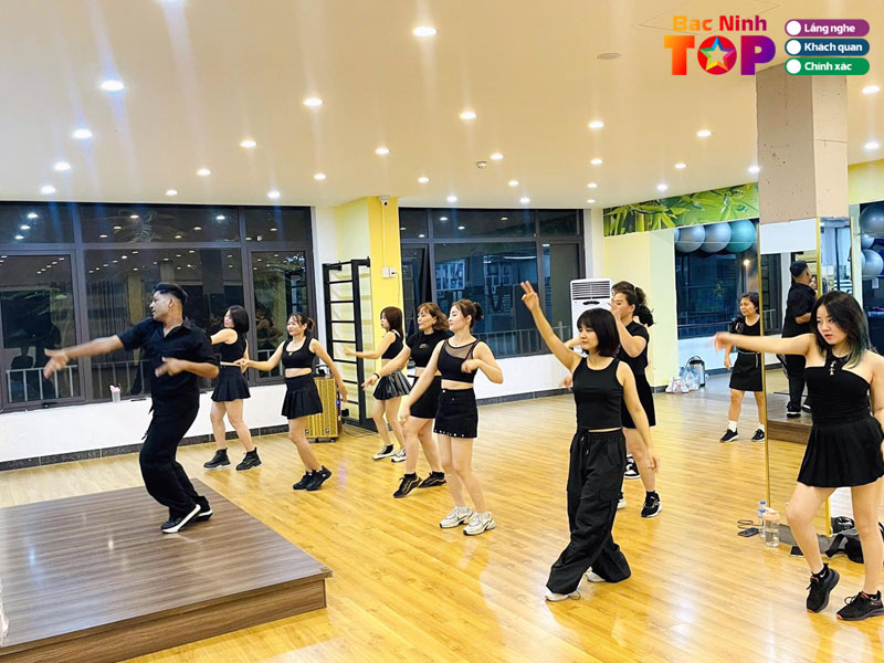 Gold-sport-fitness-yoga-suoi-hoa-1-bacninhtoplist