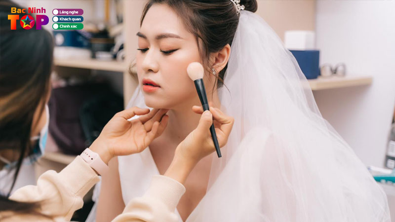 Top-11-tiem-trang-diem-co-dau-o-bac-ninh-thu-hut-anh-nhin-bacninhtoplist