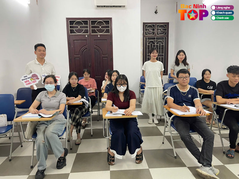 Trung-tam-ngoai-ngu-full-house-que-vo-bacninhtoplist