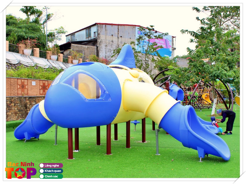 Cong-vien-hoang-quoc-viet-bacninhtoplist