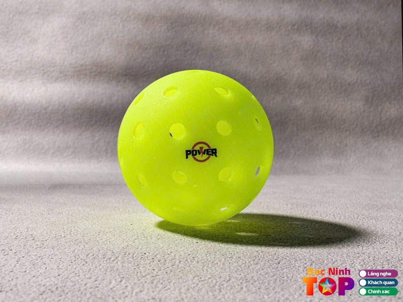 Nhung-luu-y-khi-chon-mua-bong-pickleball-bacninhtoplist