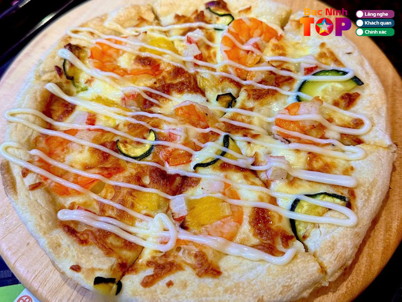 Pizza-hips-resto-bacninhtoplist