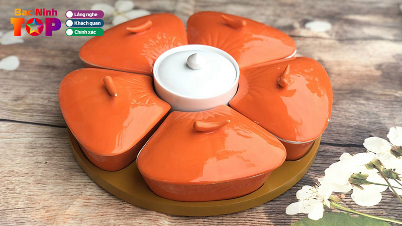 Top-5-dia-chi-ban-khay-dung-banh-keo-tet-o-bac-ninh-ben-dep-bacninhtoplist