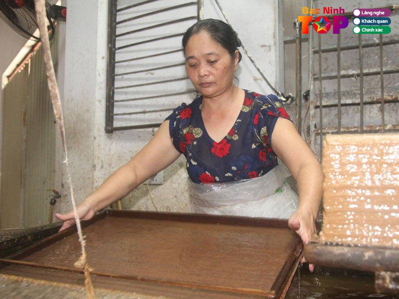 Lang-nghe-giay-do-duong-o-bacninhtoplist