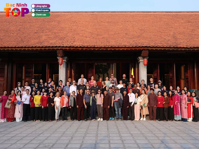 Trung-tam-bao-ton-tranh-dan-gian-dong-ho-bacninhtoplist