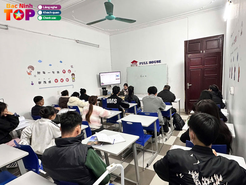 Trung-tam-ngoai-ngu-full-house-que-vo-1-bacninhtoplist