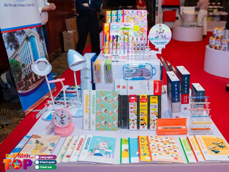 Van-phong-pham-hoang-phuc-bacninhtoplist