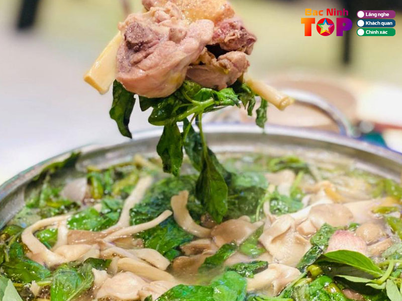 Huong-dan-lua-chon-va-meo-trai-nghiem-lau-ga-ngon-tu-dan-dia-phuong-bacninhtoplist