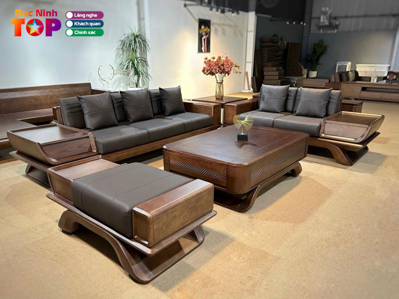 Showroom-noi-that-go-phuong-dong-bacninhtoplist