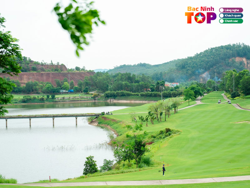 San-golf-amber-hills-bacninhtoplist