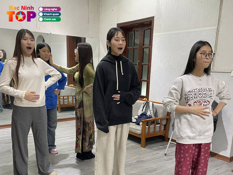 Trung-tam-nghe-thuat-amor-music-1-bacninhtoplist