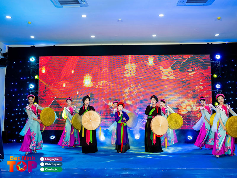 Trung-tam-nghe-thuat-hoa-mi-1-bacninhtoplist